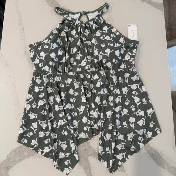 Bloomchic NWT Floral Cut Out Tankini Swim Top Women’s Size 28 Mint Green Padded - Picture 1 of 10